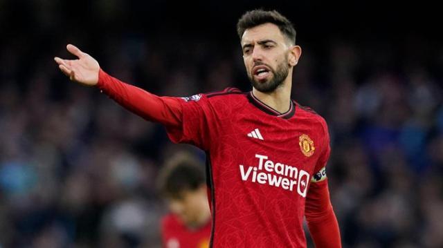 mk体育APP-曼联9亿赞助肥约2025生效，不进欧冠每年倒扣千万