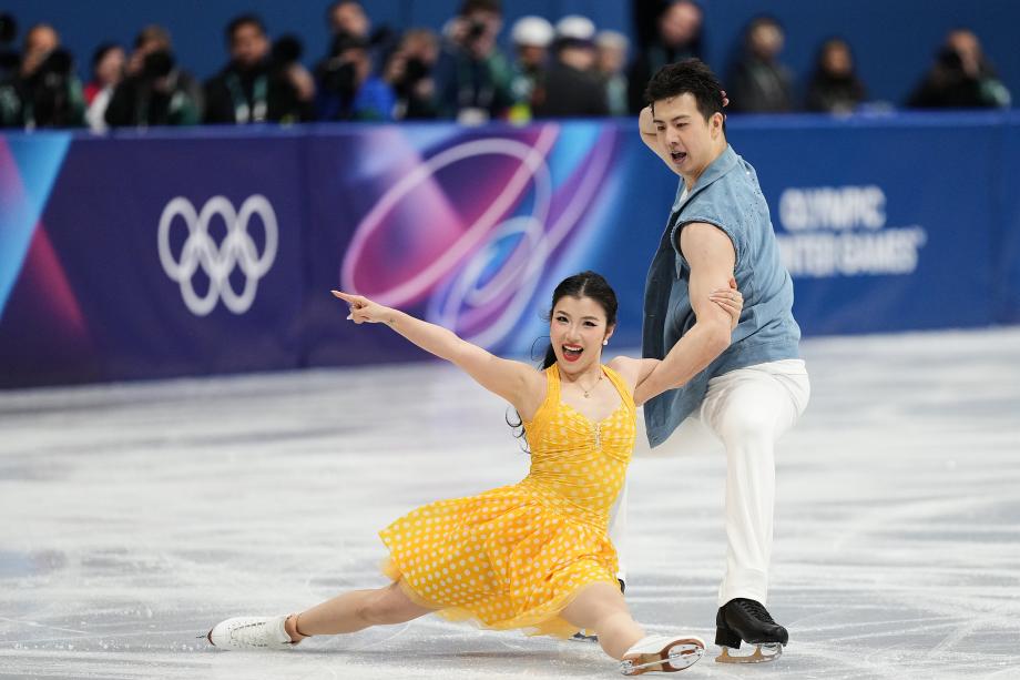 冬奥会花样滑冰团体赛：王诗玥/柳鑫宇获得64.92分